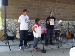  Ramon, democratically elected president of farmworkers' negotiating council (left) along with C2C's Rosalinda and Edgar,